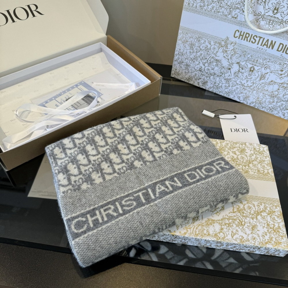 Dior grey reversible knit jacquard style